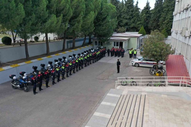 Manisa’da Jandarmadan Motosiklet Denetimi