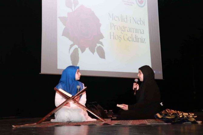 Mevlid-i Nebi Haftası İlahilerle Kutlandı