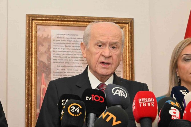Bahçeli: “(Başörtüsü Hakkında) Bu Hak Kullanılmaktadır, Bunun Geriye Dönüşü Söz Konusu Olamaz”
