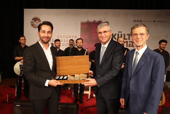 Tasavvuf Müziği Dinletisi Gönüllere Dokundu