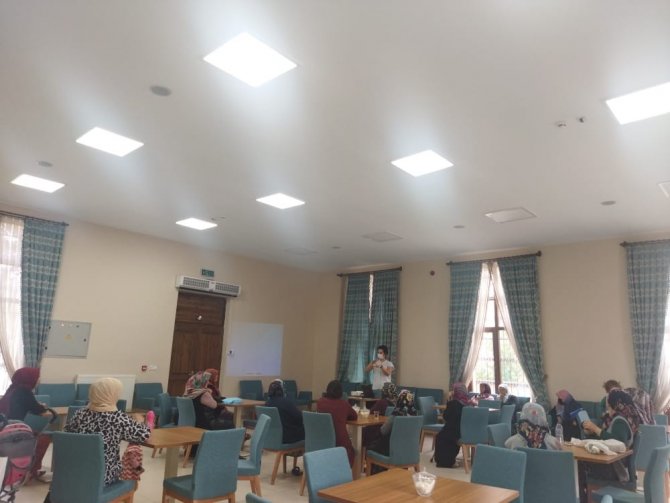 Sincanlı Kadınlara Ağız Ve Diş Sağlığı Semineri