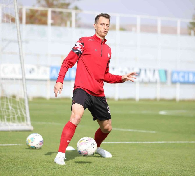 Sivasspor, Başakşehir Maçına Hazırlanıyor