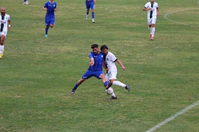 Tff 3. Lig: Efeler 09 Sfk: 1- Bursa Yıldırım Spor: 1