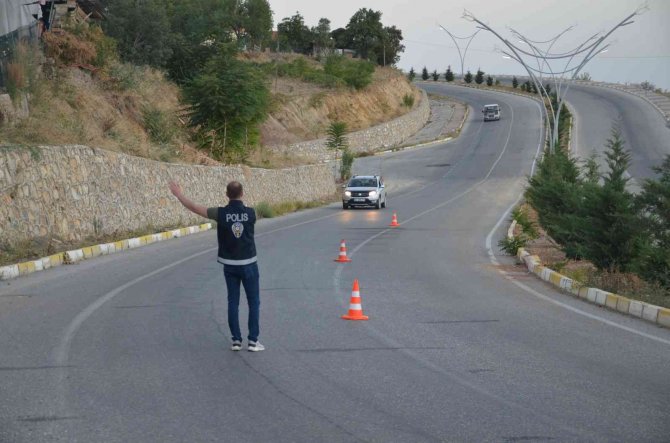 Uşak’ta Bin 322 Araç Sürücüsüne Para Cezası Kesildi