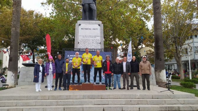1. Mudanya Körfezi Açık Deniz Yüzme Maratonu Başarı İle Tamamlandı