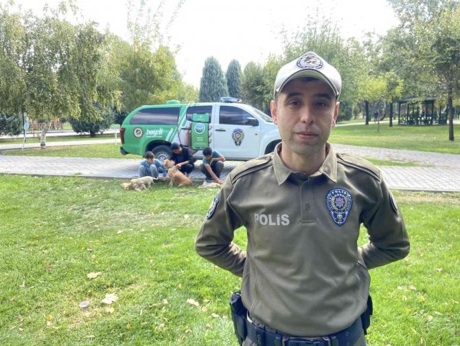 Hayvanlar Haydi̇ Polisleriyle Korunuyor