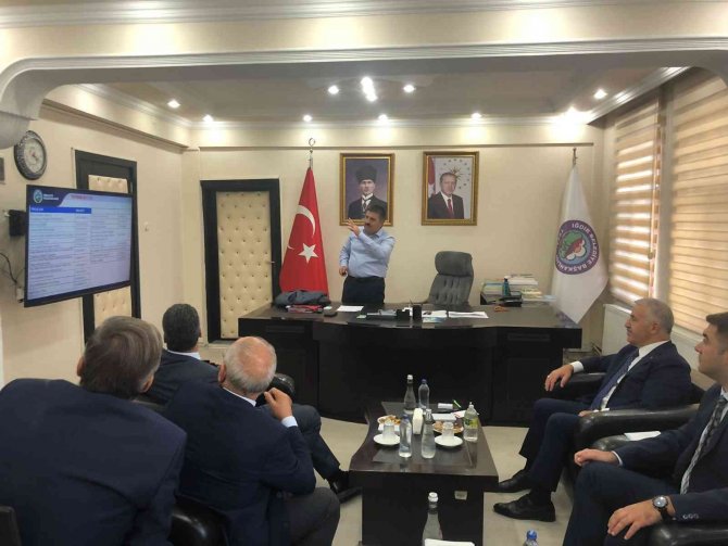 65. Hükümet Ulaştırma Bakanı Ahmet Arslan’dan Iğdır Belediyesine Ziyaret