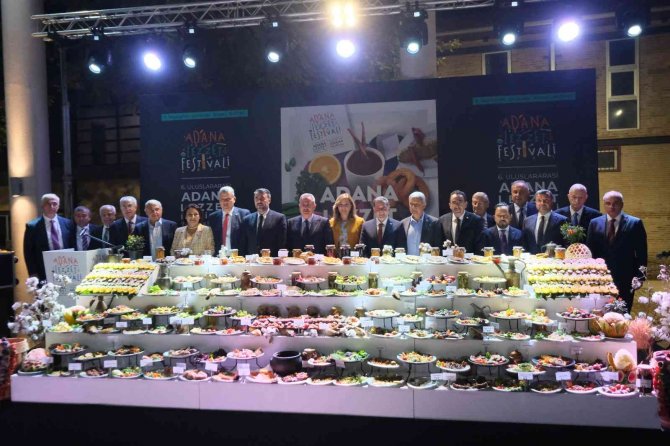 Adana Tek Yürek Oldu... Lezzet Festivali 600 Binin Üzerinde Misafir Ağırladı