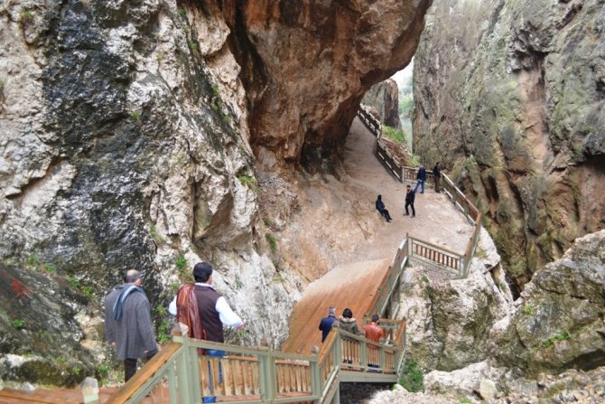 "Kapıkaya Kanyonu" Kesin Korunacak Hassas Alan İlan Edildi