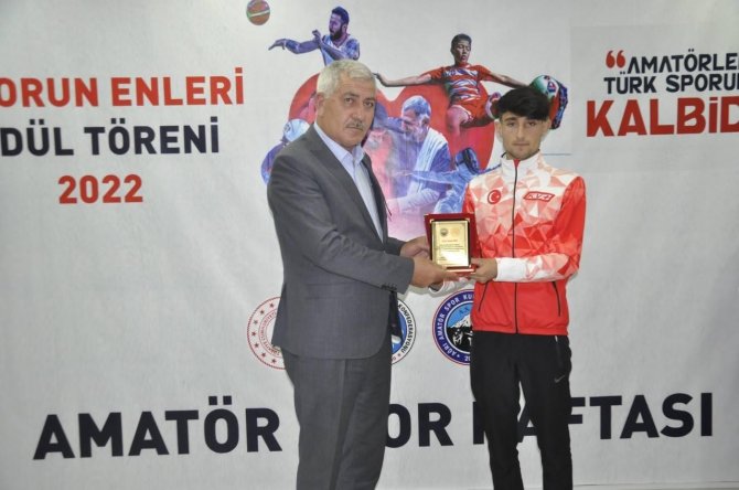 Ağrı’da Amatör Spor Haftası Kapanış Töreni Yapıldı