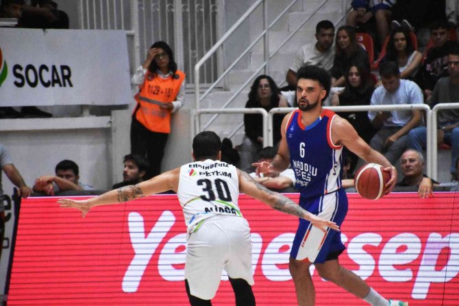 Basketbol Süper Ligi: Aliağa Petkimspor: 79 - A. Efes: 89