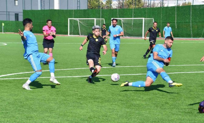 Aliağaspor Fk, Evinde Berabere Kaldı