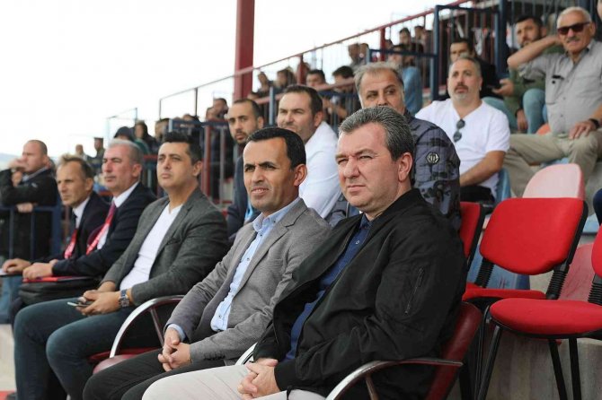 Bergama 2 Sevinci Birden Yaşadı