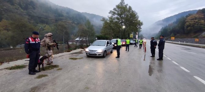Bursa’da 379 Jandarma İle ’Huzur Güven Uygulaması’