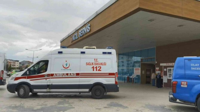 Babasının Kullandığı Traktörün Üzerinden Geçtiği 2 Yaşındaki Çocuk Ağır Yaralandı