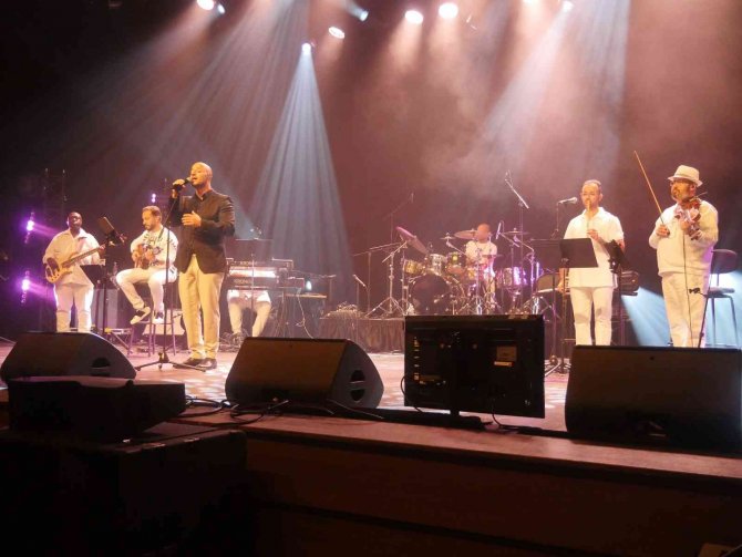 Diyanet İ̇şleri Başkanı Erbaş, Paris’te Mevlid-i Nebi Avrupa Açılış Programı’na Katıldı