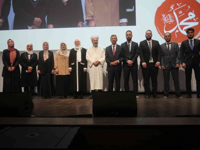 Diyanet İ̇şleri Başkanı Erbaş, Paris’te Mevlid-i Nebi Avrupa Açılış Programı’na Katıldı