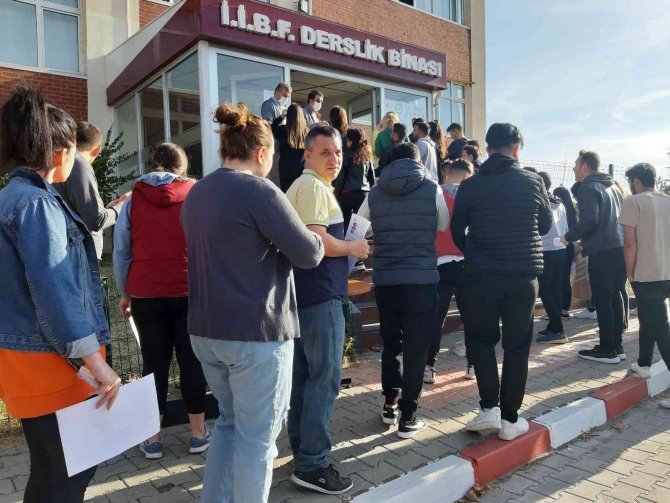 Sınava Geç Kalan Adayın İmdadına Yunus Ekipleri Yetişti