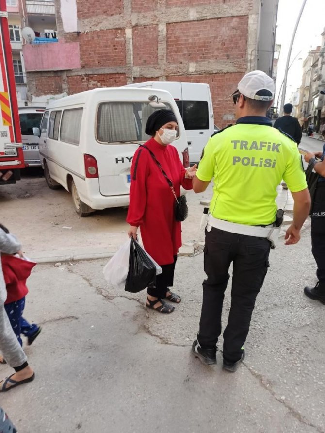 Polis Ekipleri Vatandaşlara Kades’i Anlattı