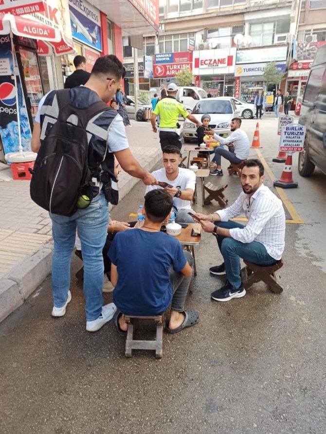 Polis Ekipleri Vatandaşlara Kades’i Anlattı