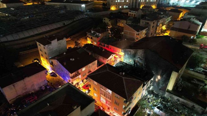 Kadıköy’de 3 Katlı Binada Patlama: 3 Ölü, 1 Yaralı