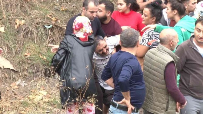Maltepe’de Otomobil Dereye Uçtu: 4 Yaralı