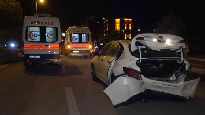 Kırıkkale’de İki Otomobil Çarpıştı: 4 Yaralı