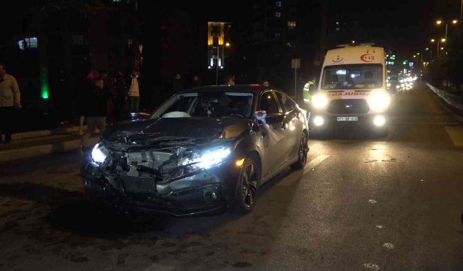 Kırıkkale’de İki Otomobil Çarpıştı: 4 Yaralı