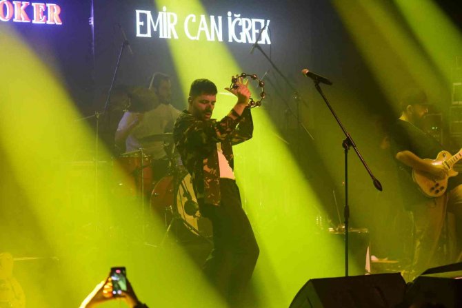 Emir Can İ̇ğrek Bursa’da Sevenleri İle Buluştu