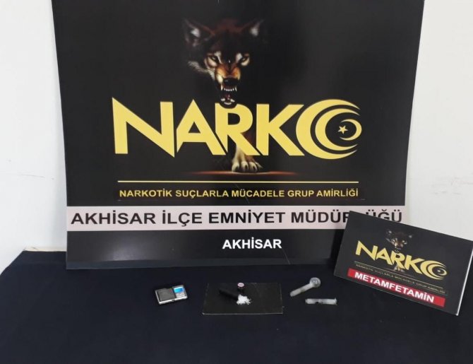 Manisa’da Uyuşturucudan 3 Tutuklama