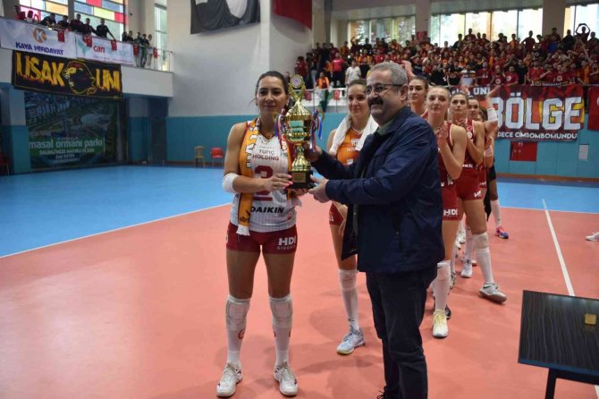 Manisa’daki Anlamlı Turnuvada Şampiyon Galatasaray Oldu
