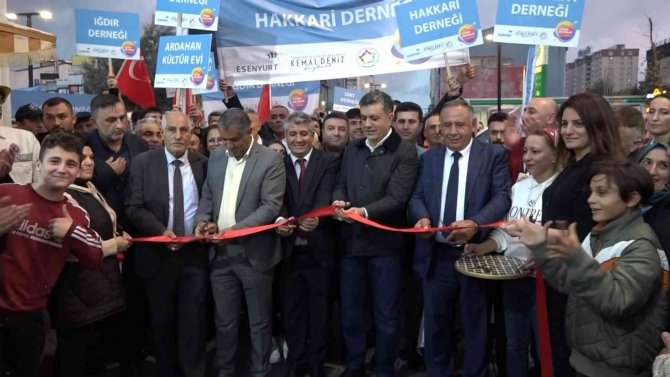 Esenyurt’ta Düzenlenen ‘Kardeş Kültürler Festivali’nde Unutulan Eserler Gün Yüzüne Çıktı