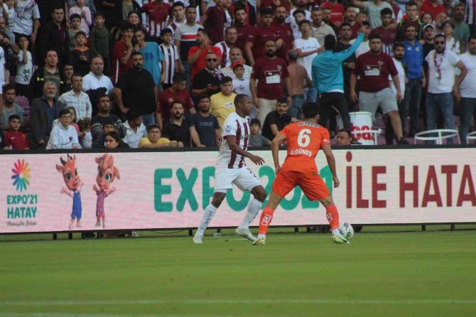 Spor Toto Süper Lig: A. Hatayspor: 0 - Alanyaspor: 0 (İ̇lk Yarı)