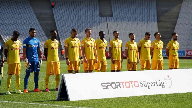 Spor Toto Süper Lig: Ümraniyespor: 0 - Kayserispor: 0 (Maç Devam Ediyor)