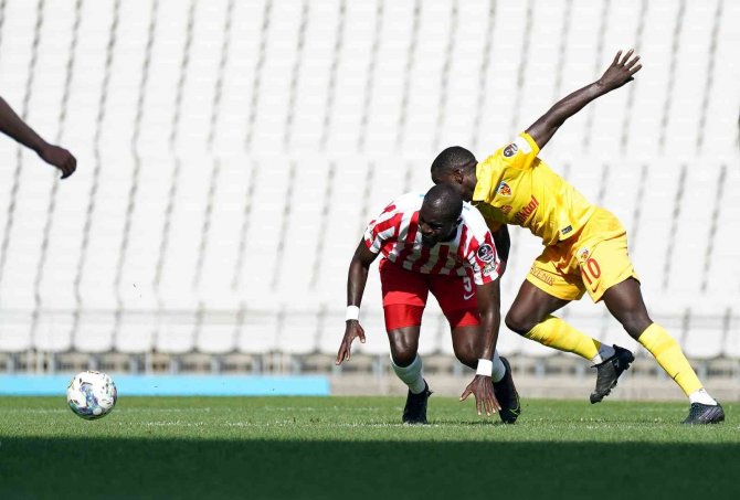 Spor Toto Süper Lig: Ümraniyespor: 2 - Kayserispor: 2 (Maç Sonucu)