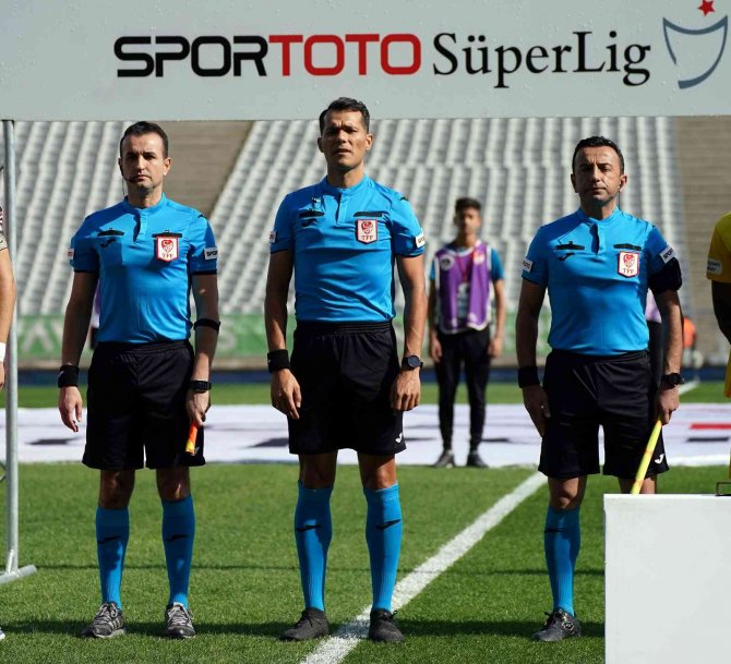 Spor Toto Süper Lig: Ümraniyespor: 0 - Kayserispor: 0 (Maç Devam Ediyor)