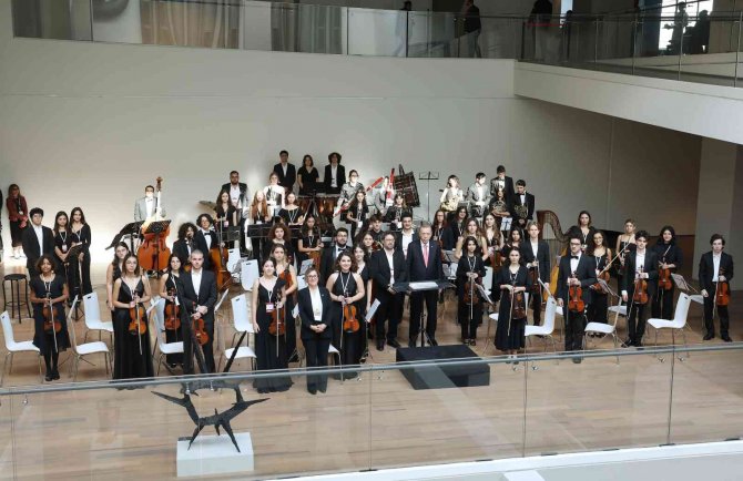 Cumhurbaşkanı Erdoğan: Hunharca Katledilen Müzisyen Bir Kardeşimizin Acısını Siyasetin Malzemesi Haline Getirmek Ne Ahlakidir, Ne İnsanıdır, Ne De Vicdanidir"