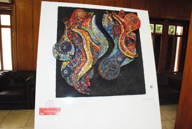 "Yer Demir Gök Bakır" Mozaik Sergisi