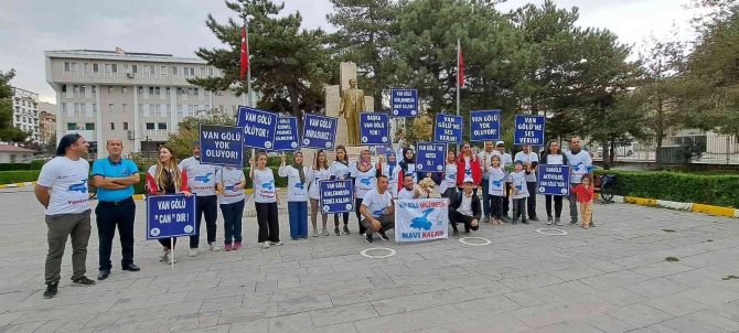 Kadınlar Van Gölü İçin 430 Kilometre Yürüdü