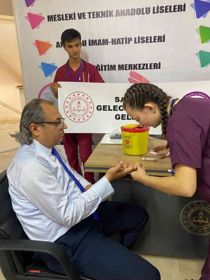 Meslek Liseleri Hayata Dokunmaya Devam Ediyor