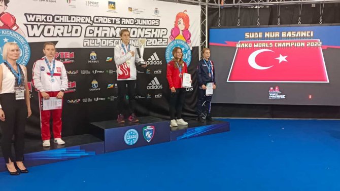 Milli Sporcu Sudenur İ̇talya’da Türk Bayrağını Dalgalandırdı