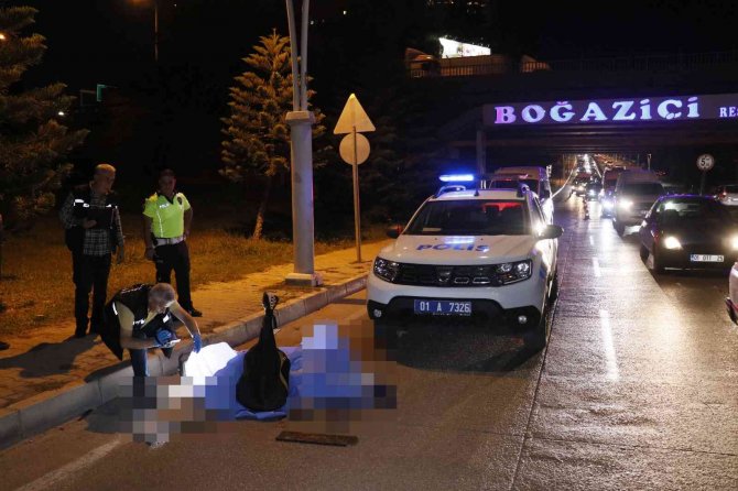 Otomobil Elektrikli Scooter’a Arkadan Çarptı: 1 Ölü