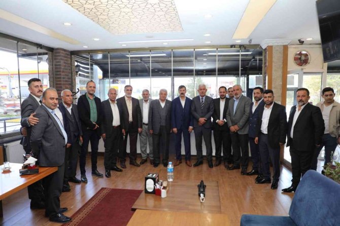 Atso Başkan Adayı Erat Basın Mensuplarıyla Bir Araya Geldi