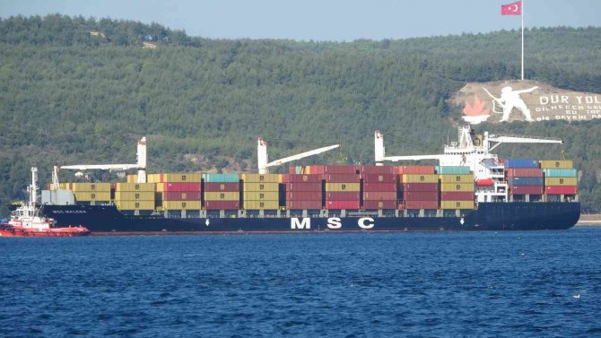 Çanakkale Boğazı’nda Konteyner Gemisi Makine Arızası Yaptı
