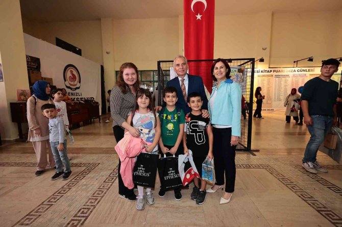 Denizli’de Kitap Fuarına Rekor Katılım