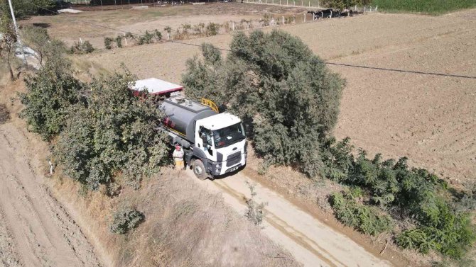 Efeler Belediyesi, Ova Yollarında Asfalt Çalışmalarını Sürdürüyor