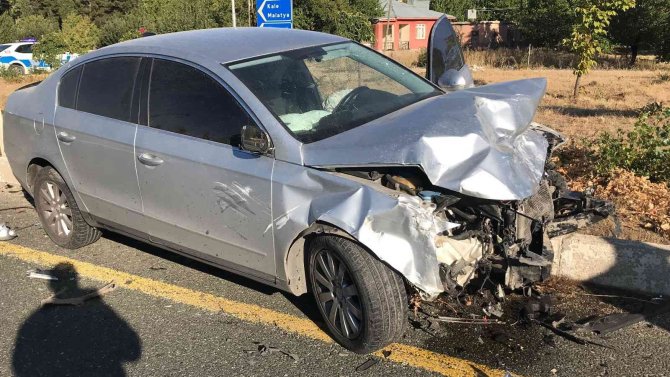 Elazığ’da Trafik Kazası: 1 Ölü 4 Yaralı
