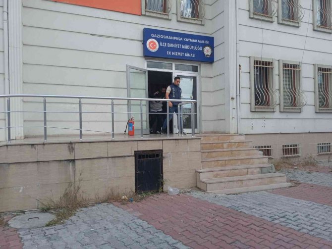 Gaziosmanpaşa’da Sokak Ortasında Kadını Vuran Saldırganlar Adliyeye Sevk Edildi
