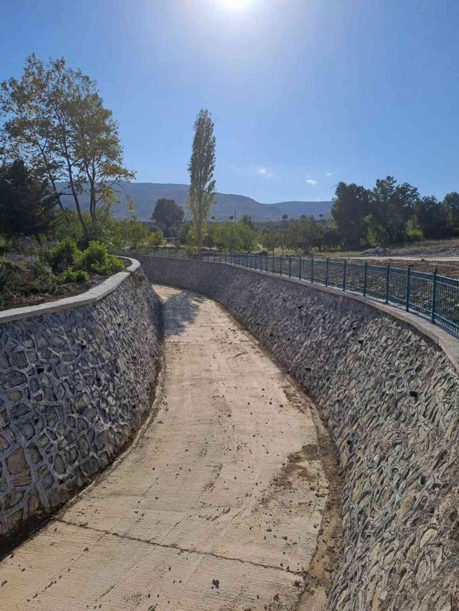 Risk Taşıyan Gürleyik Deresi Islah Edildi