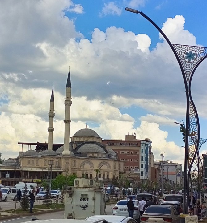 Yüksekova’da Düzenlenen Yasadışı Yürüyüşüne Valilikten Açıklama